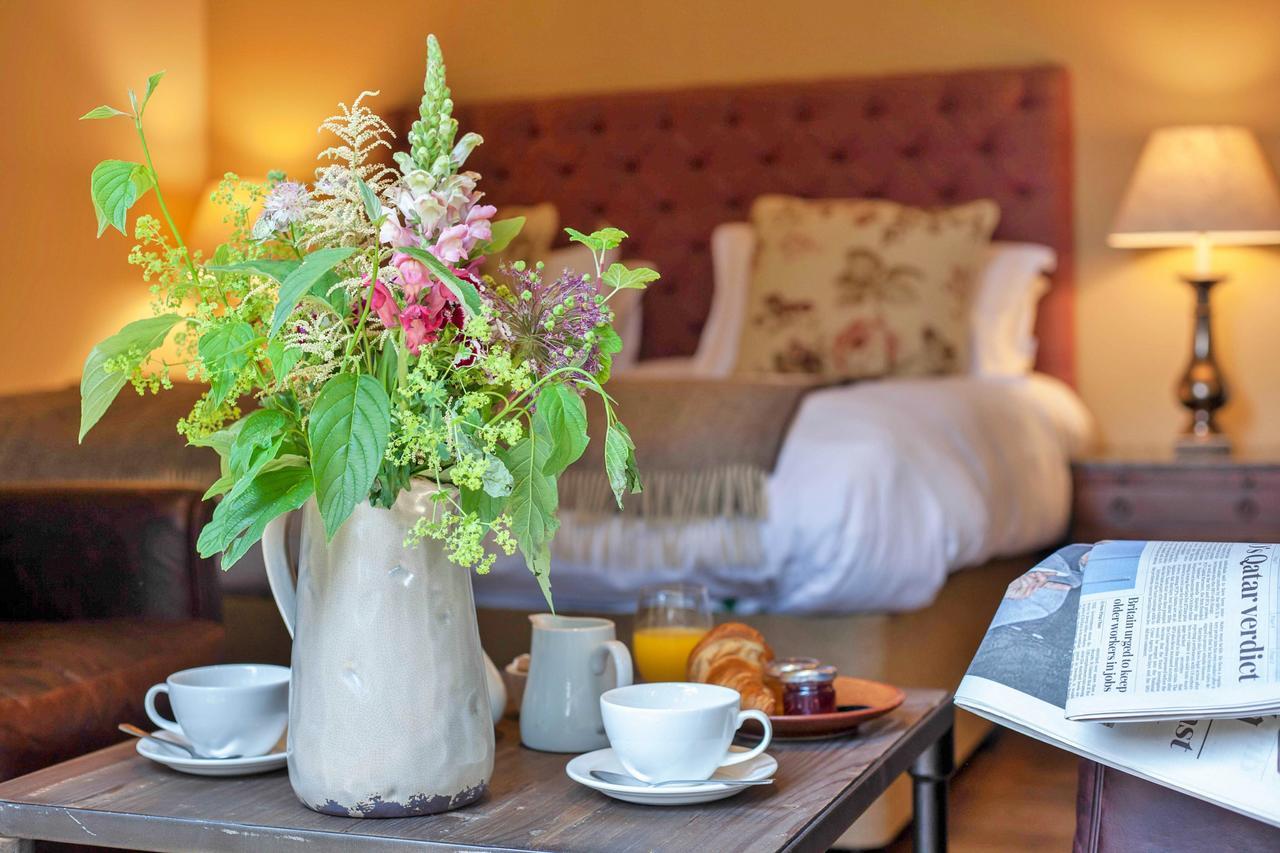 The Thomas Lord Hotell West Meon Exteriör bild